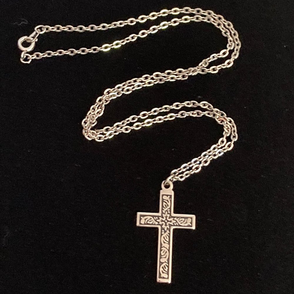 Victorian Style Silver Tone Cross Necklace